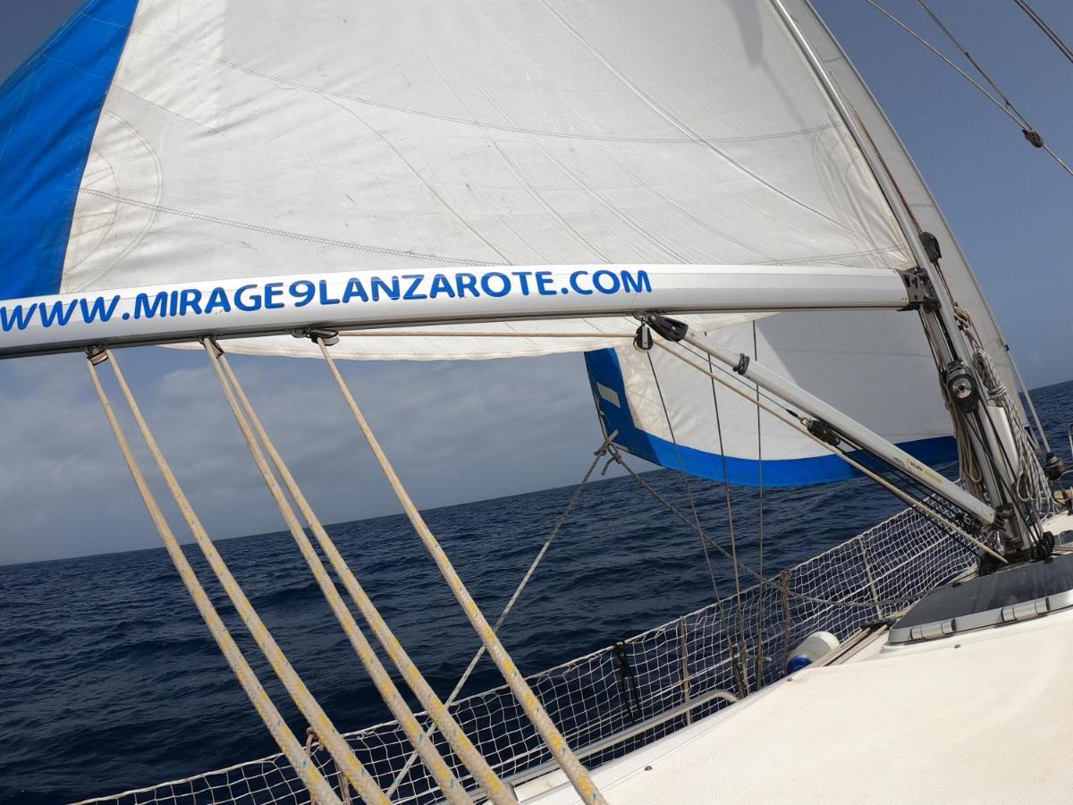 Magnifico barco en La Graciosa Caleta de Sebo Exterior foto